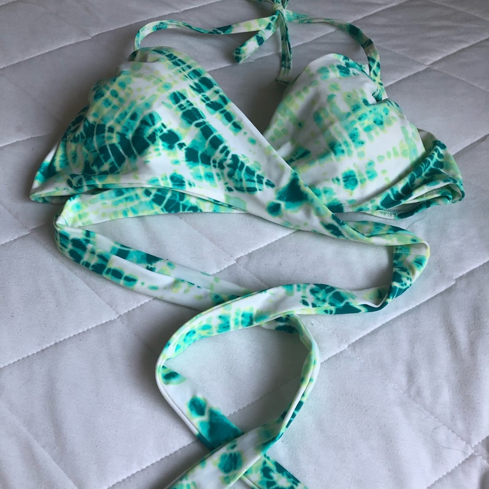 👙Victoria’s Secret Swim Top👙